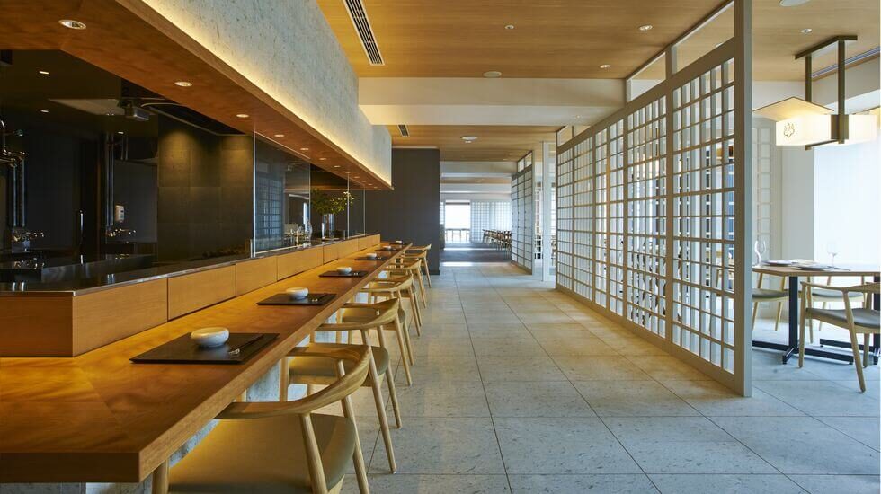 レストラン全景