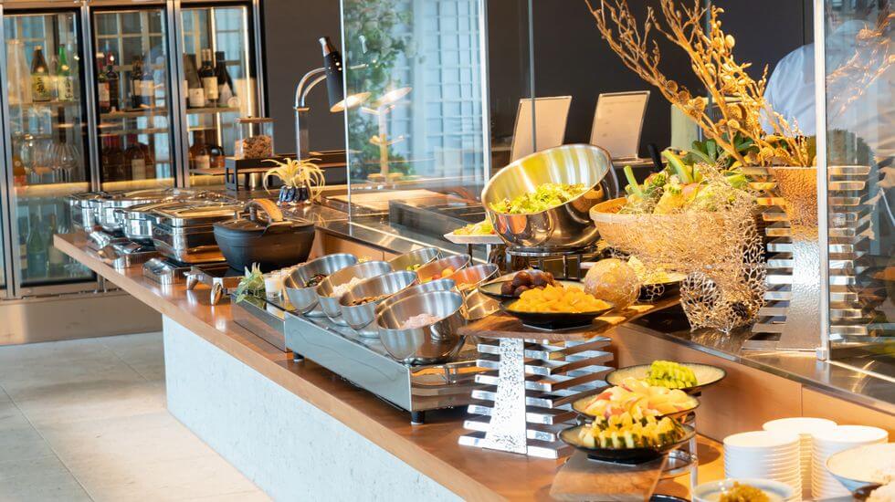 地元・静岡や三島ならではの名物グルメが楽しめる