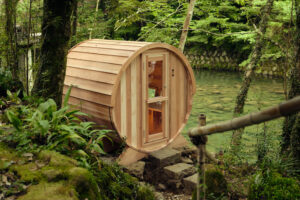 森の中にひっそり佇む、バレルサウナ