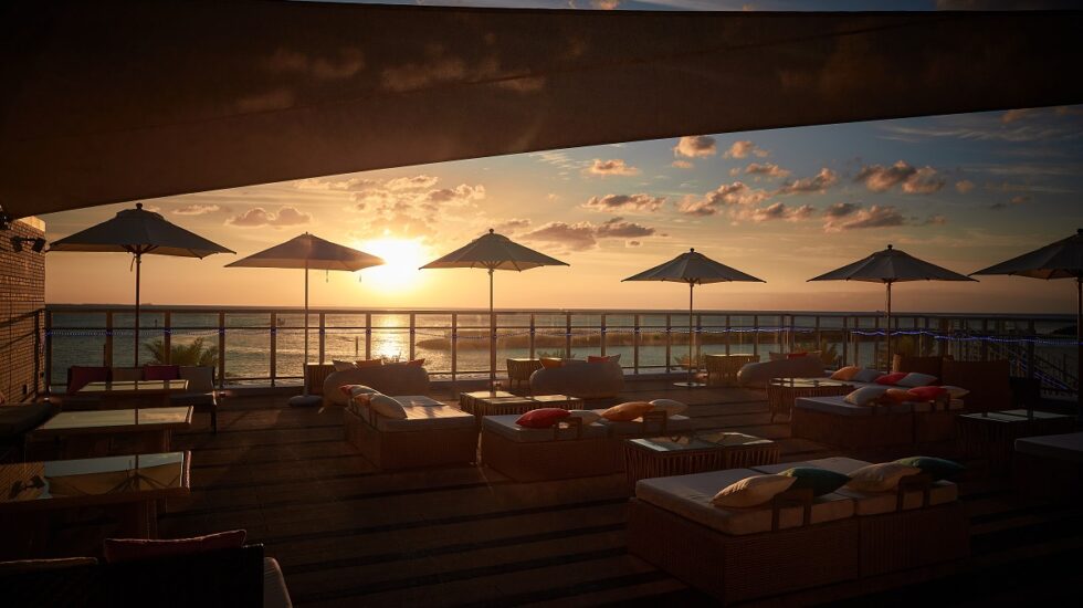 43ウェスト ルーフトップバー