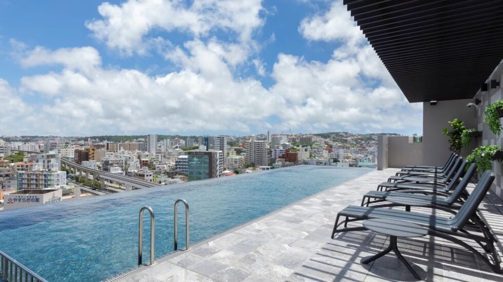 インフィニティ・エッジ・プール