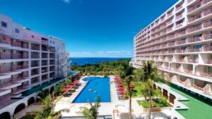 ホテルマハイナウェルネスリゾートオキナワ外観