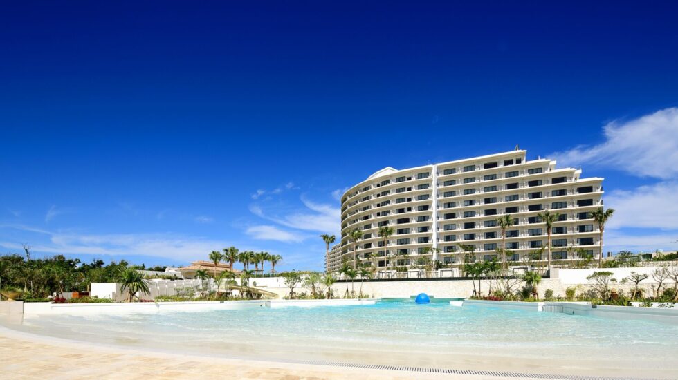 沖縄では希少のウェイブプール