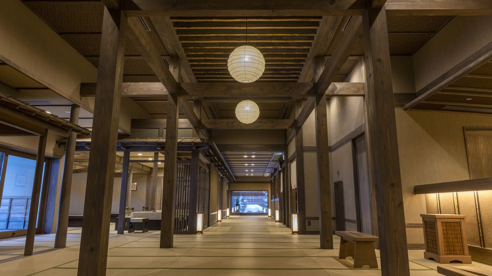 定山渓初の全室天然温泉風呂付き客室で心休まるひとときを