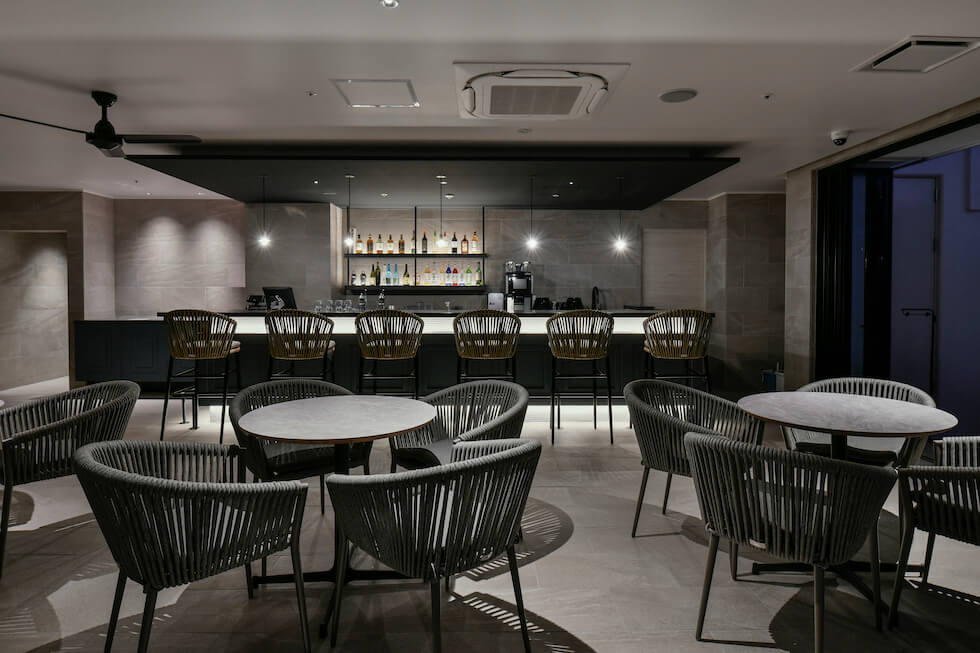 カフェ＆バー 画像