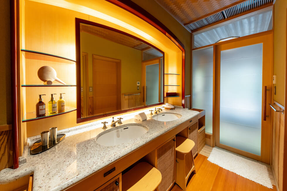 ダブルシンクで身支度もゆったりできる