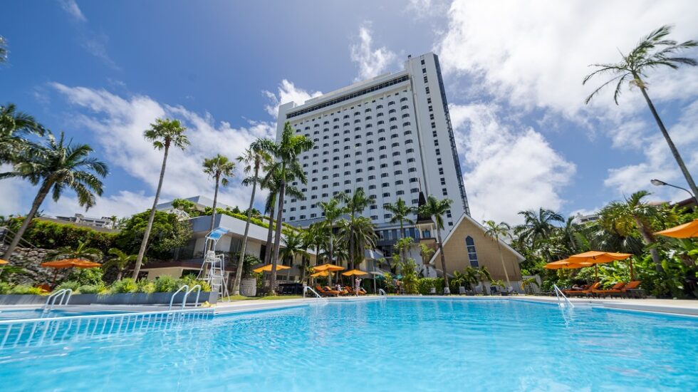 ガーデンプール