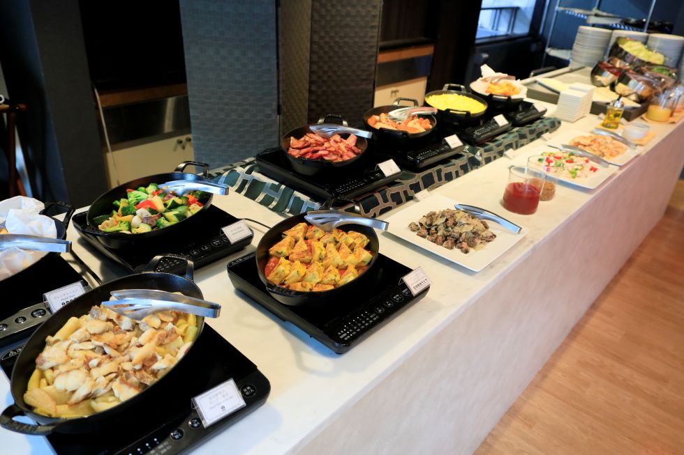 熱海風雅_ご朝食ビュッフェ全体