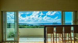 客室「ステラ」のテラスから望む東シナ海