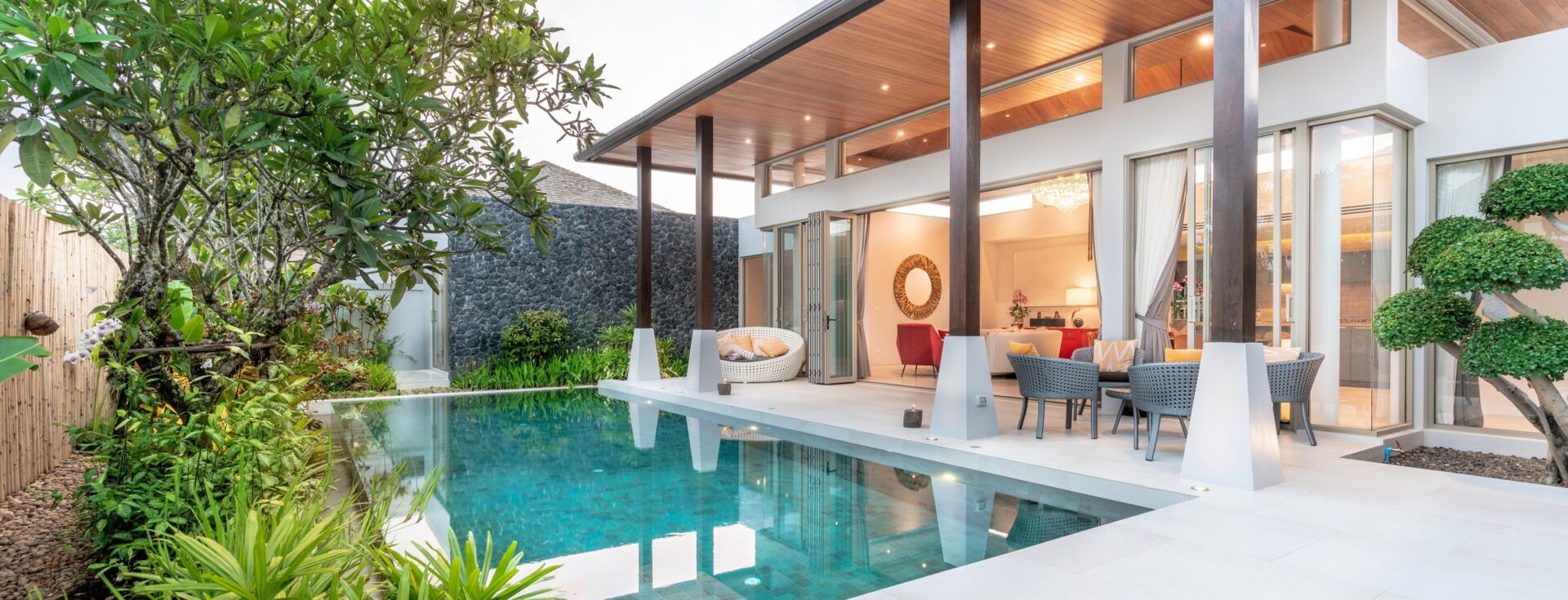 ヴィラとは? ヴィラでの贅沢な滞在の楽しみ方