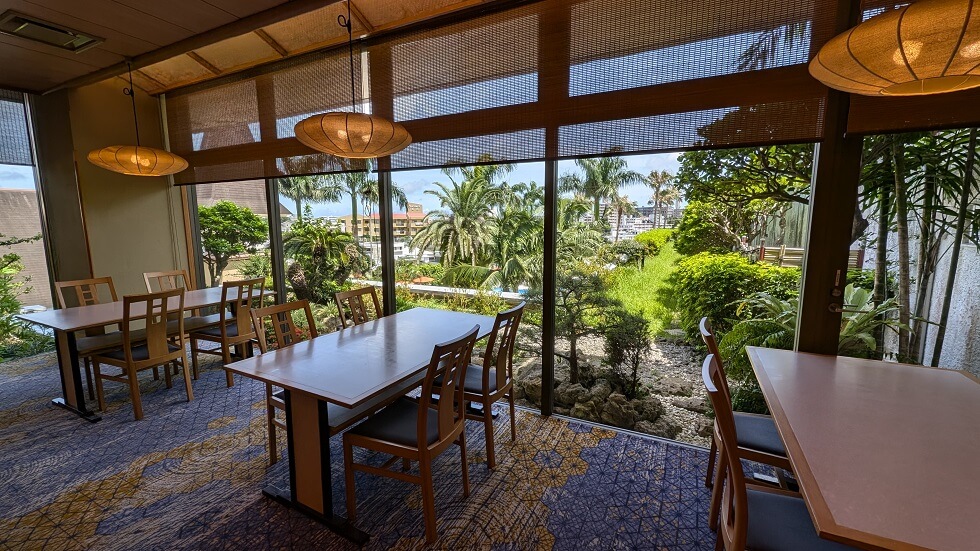 日本料理「富士」店内