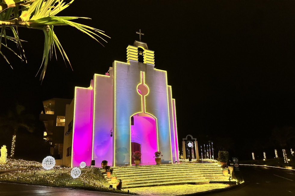 カヌチャステラ教会を囲む「ステラパークアベニュー」