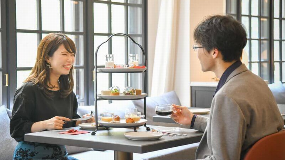 モーニングハイティーで優雅な朝を楽しむ