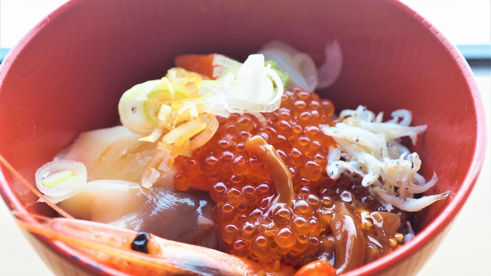 海鮮丼