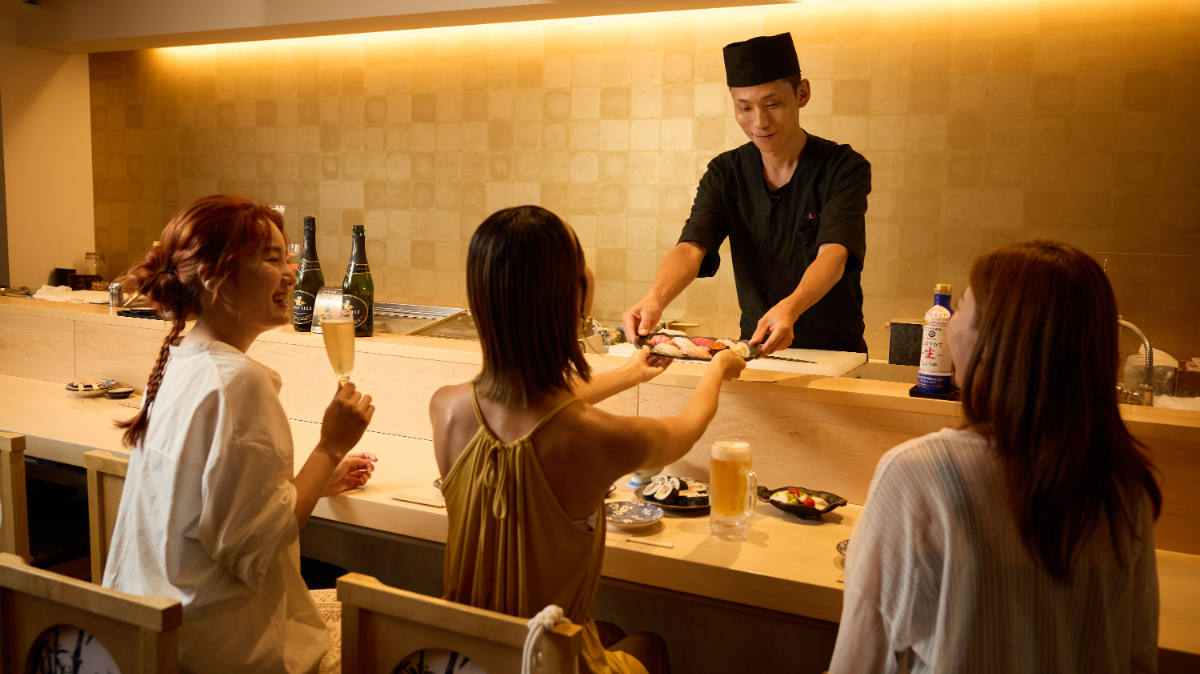 アクアパレス北谷の1Fにある足立屋で食事を頂く