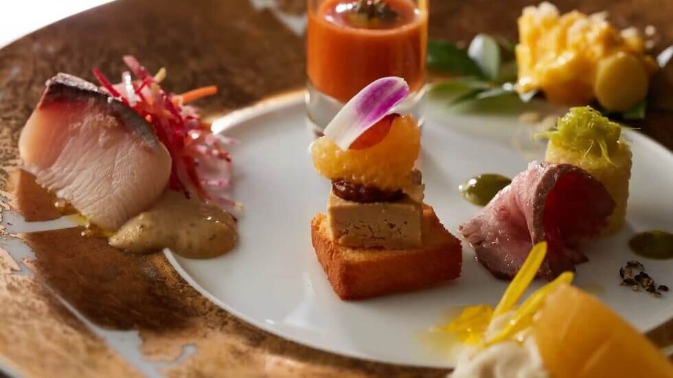 ディナーの前菜盛り合わせ