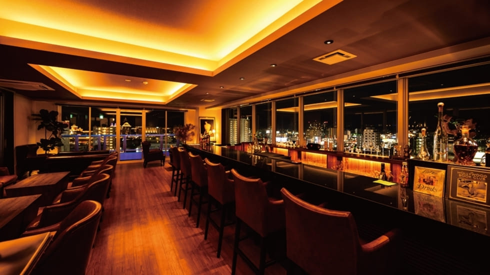 プールサイドバー