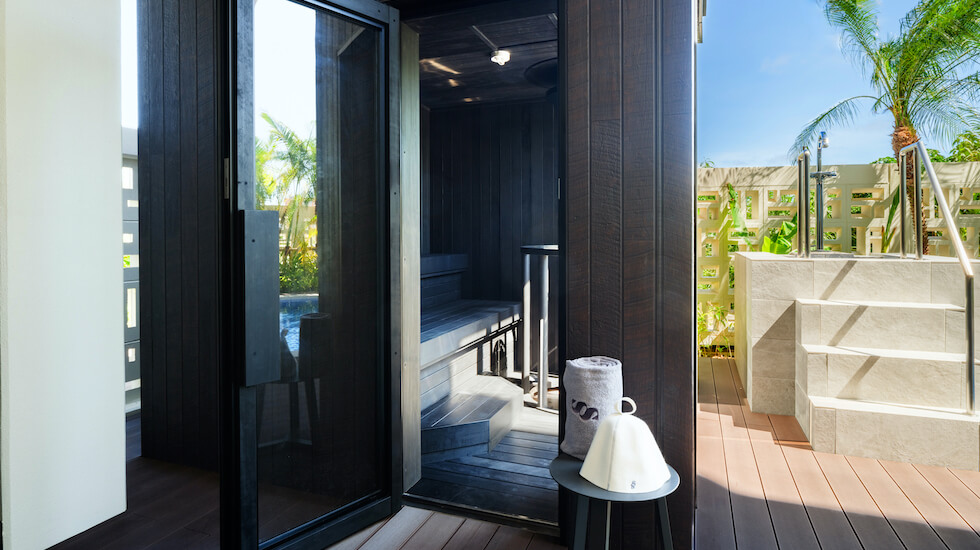 seven x seven石垣_The Seven Pool Suiteのサウナ