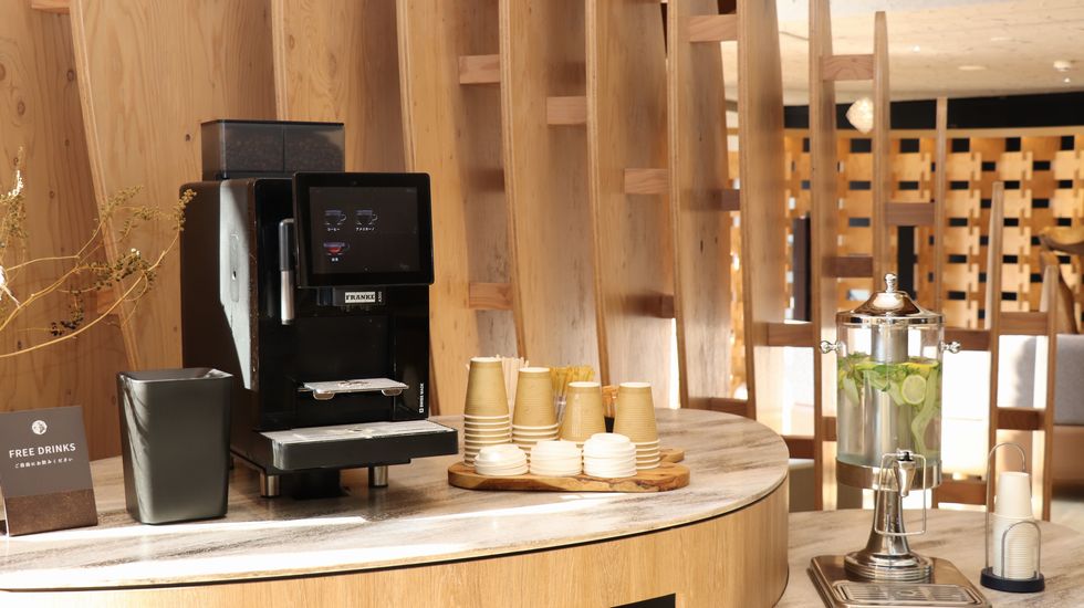 ロビーのドリンクサービス