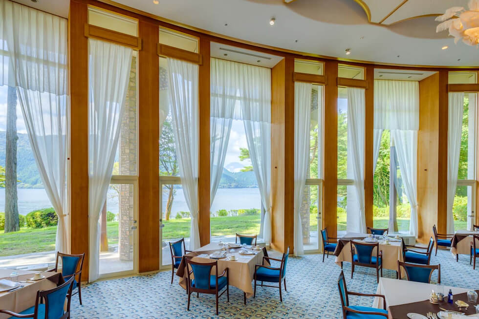 レストラン「ル・トリアノン」朝の風景