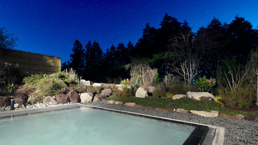 箱根湯の花プリンス_露天風呂からの星空