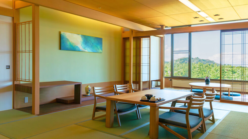 全室、和室。高所の大パノラマを堪能