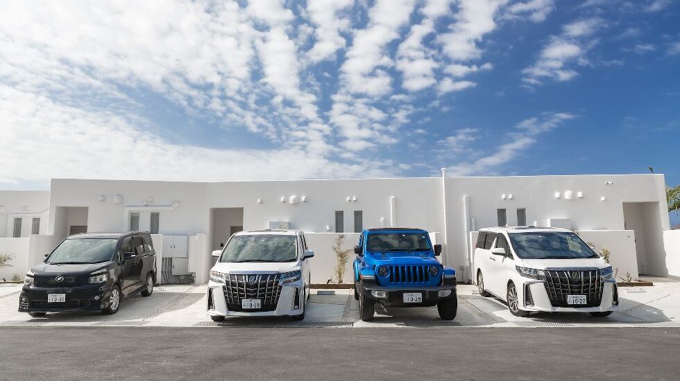 レンタカーはアルファードやJeepの限定車