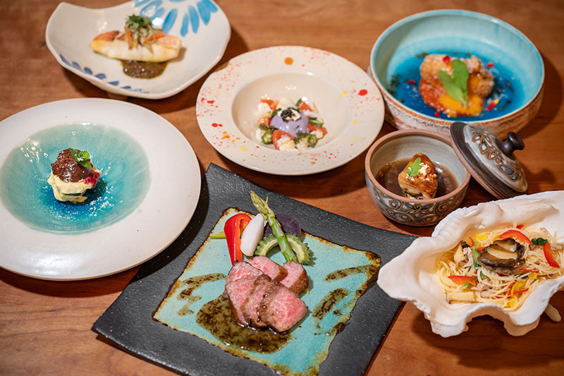 コース料理の画像