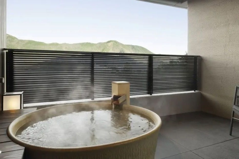 綾館 温泉露天風呂付 プレミアルーム