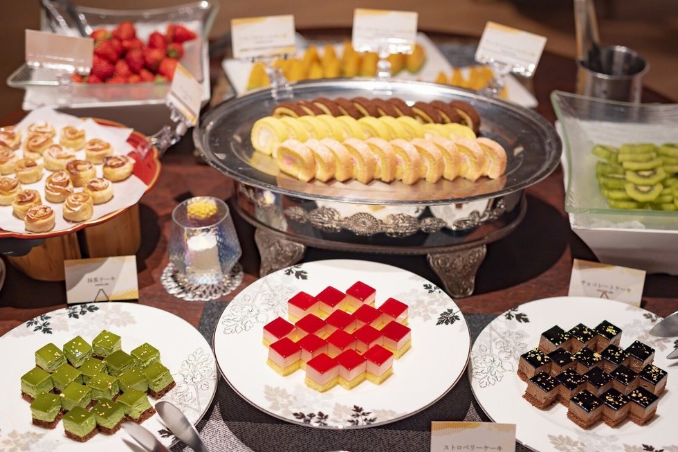 ラウンジサービスデザートビュッフェ