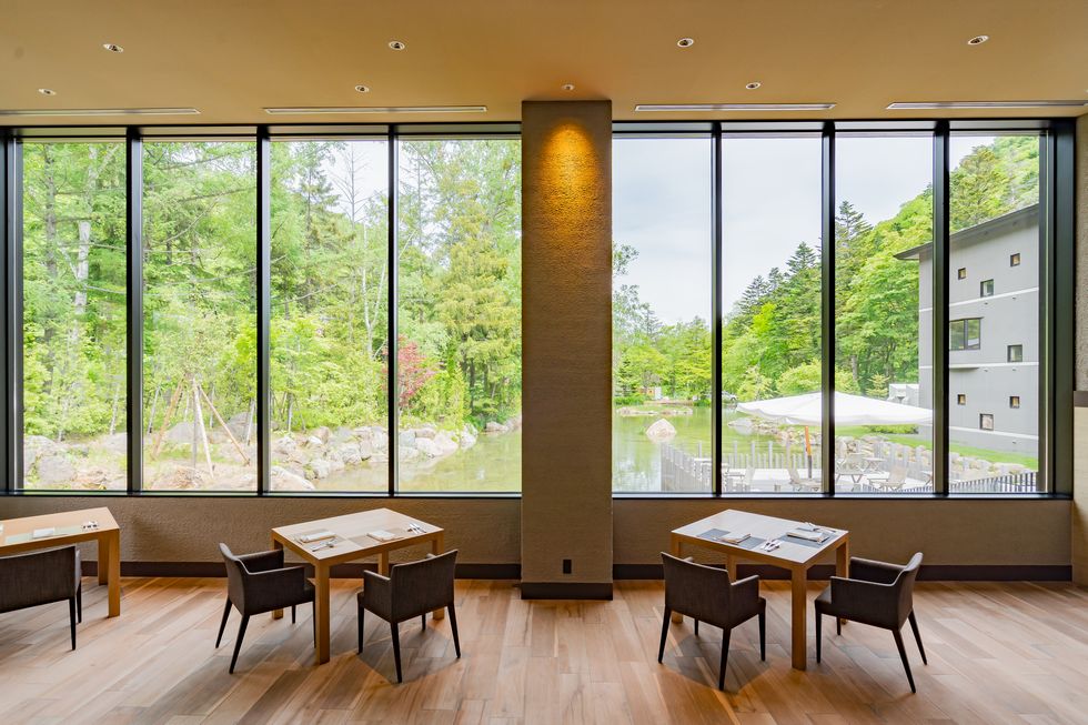 レストラン内観