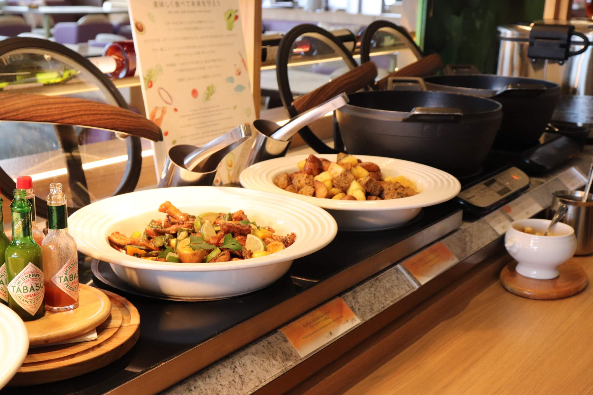 JRタワーホテル日航札幌_ランチブッフェ_スタッフ撮影