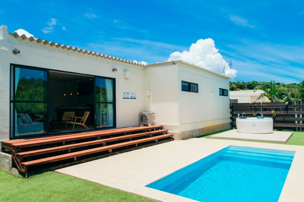 A TERRACEプールヴィラの外観