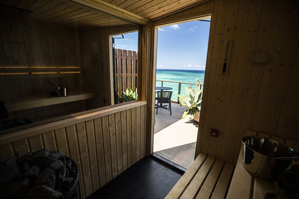 ROOM.4プレミアムルームのサウナ