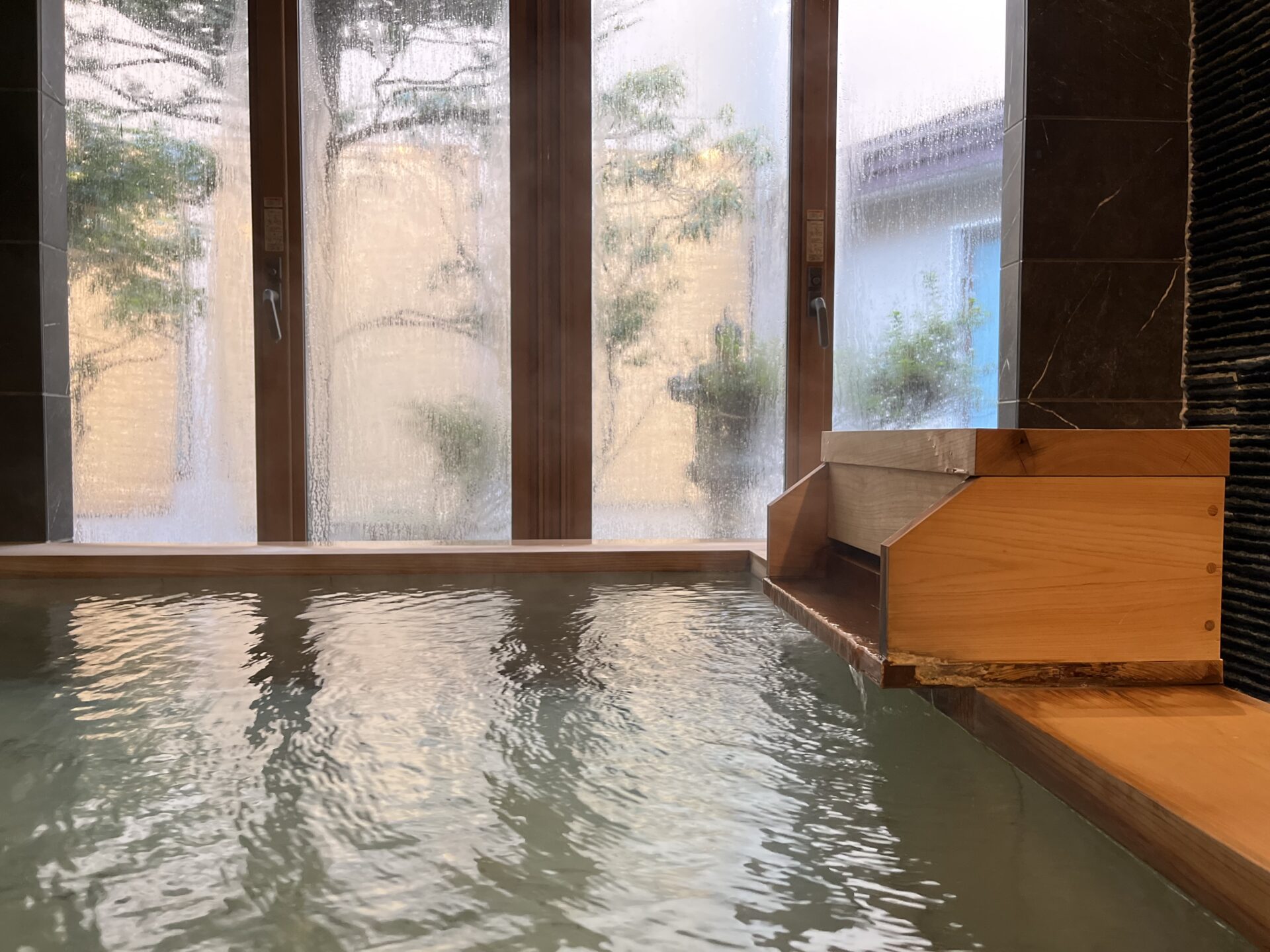 割烹旅館 若松