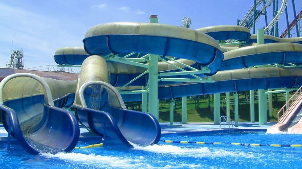 屋外スーパージャンボプールのアクアコースター
