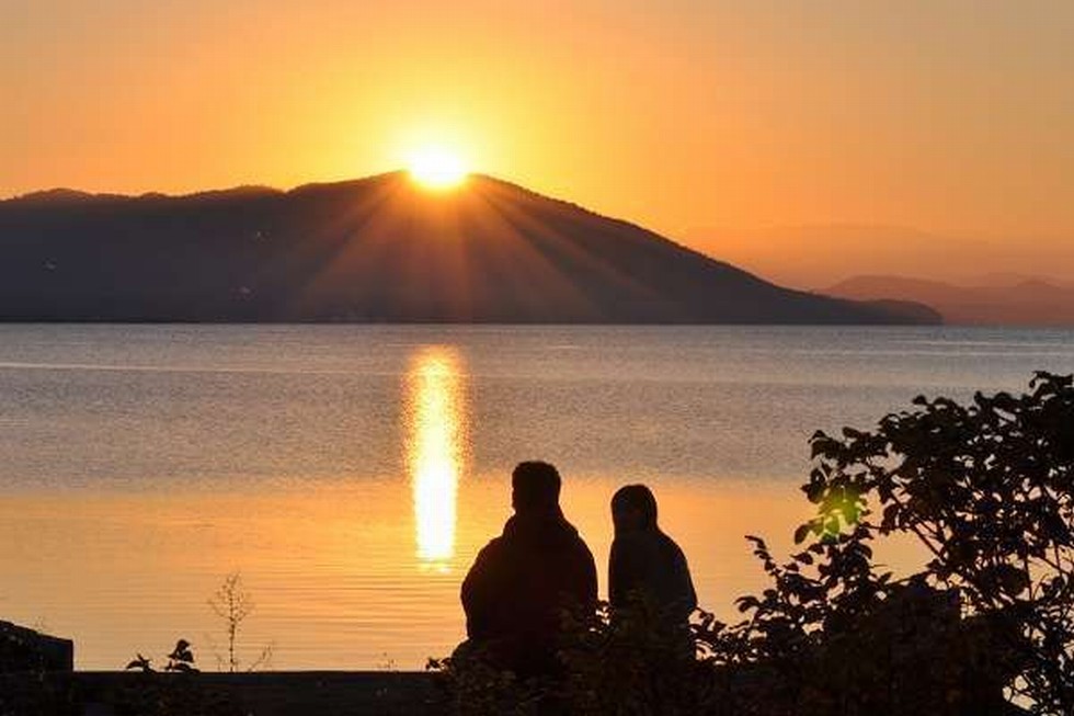 サロマ湖の夕日（春～秋）