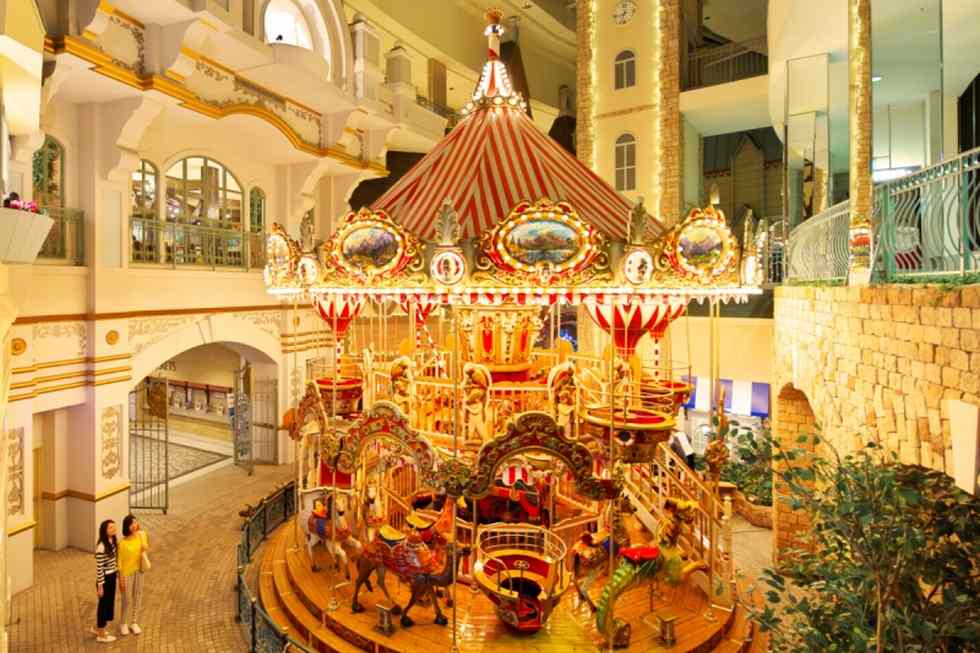2階建てメリーゴーランド