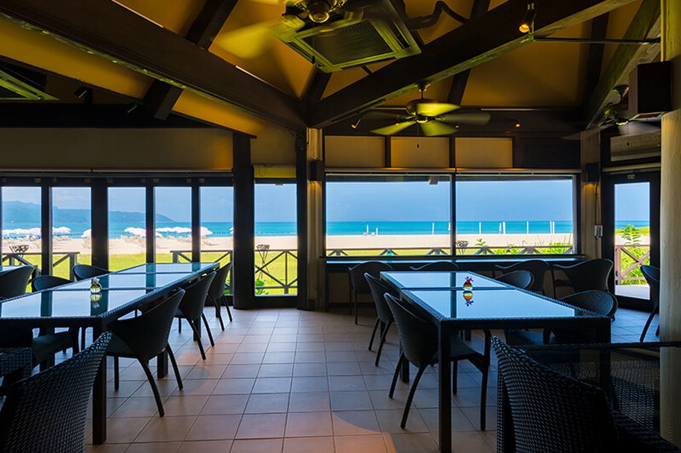 潮風のラウンジ