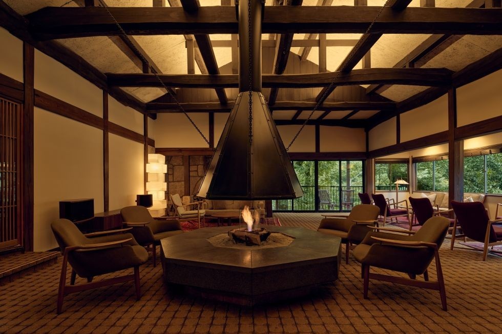 おちあいろう_ラウンジ