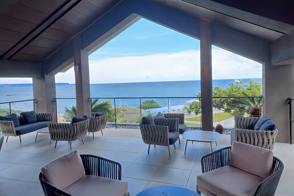 レセプションラウンジのテラス