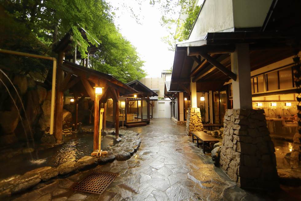 箱根 花紋_大浴場