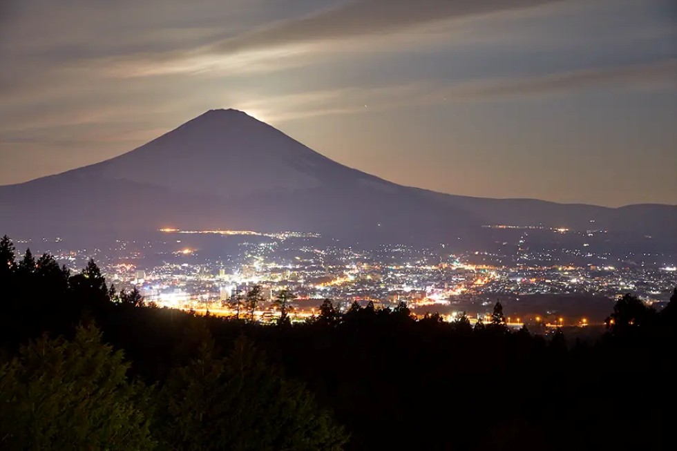 レンブラントプレミアム富士御殿場_富士山と夜景