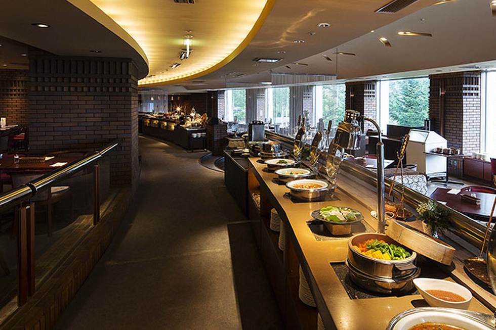 バー＆グリル「メルト」朝食ビュッフェ