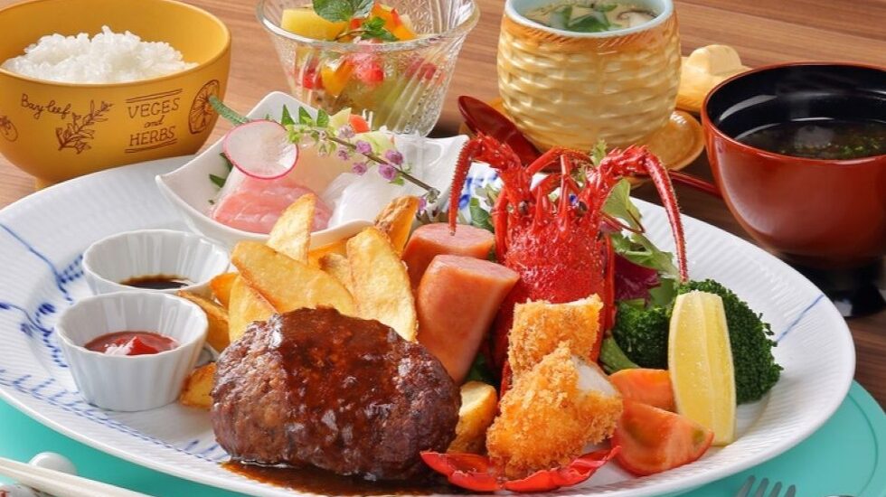 ルーシーキキ_子ども食事