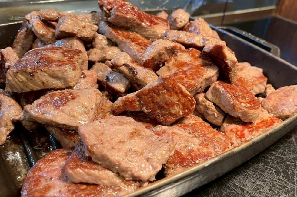 夕食ビュッフェ一例_肉料理