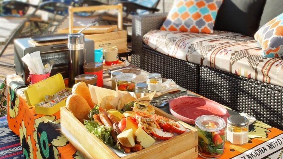 ルーシーキキ_アウトドアブレックファスト