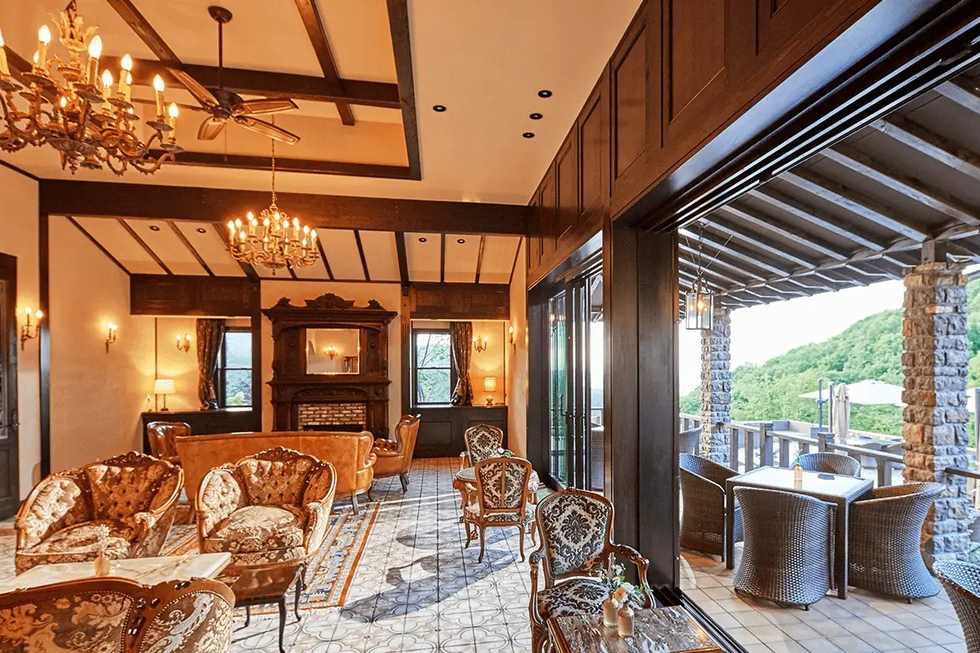 ルグラン軽井沢ホテル&リゾート 共有スペース_アンティーク調の造り