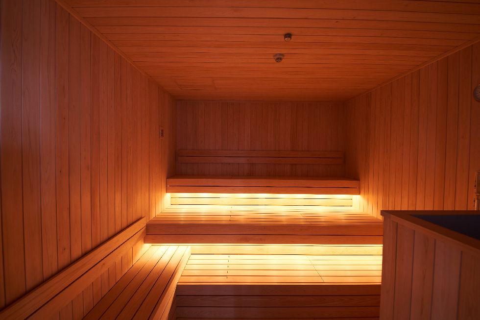 スパエリアの高温ドライサウナ