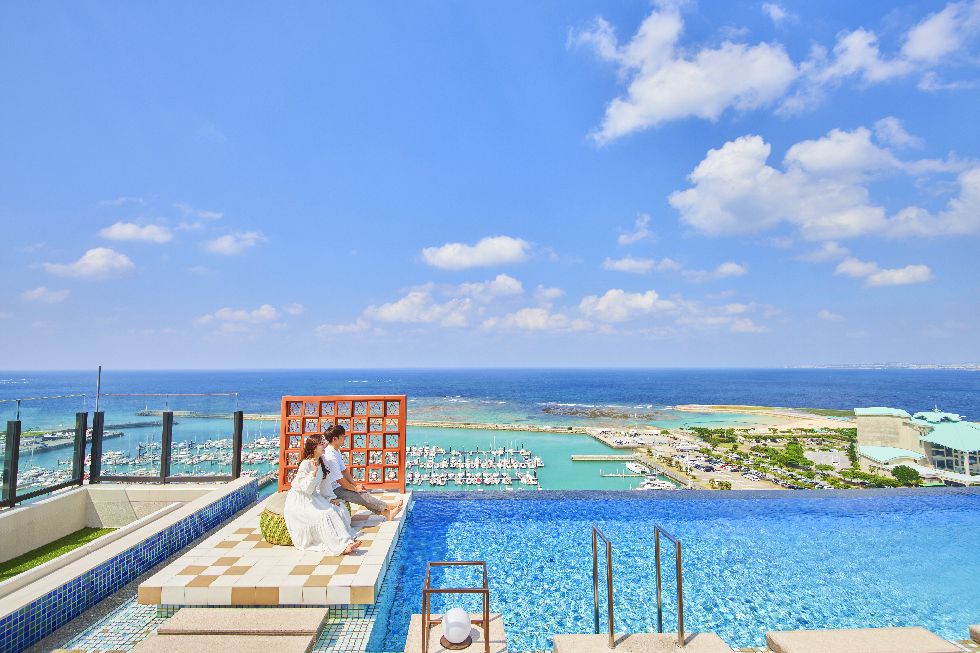 那覇から車20分！ 街観光もビーチも満喫できる好立地